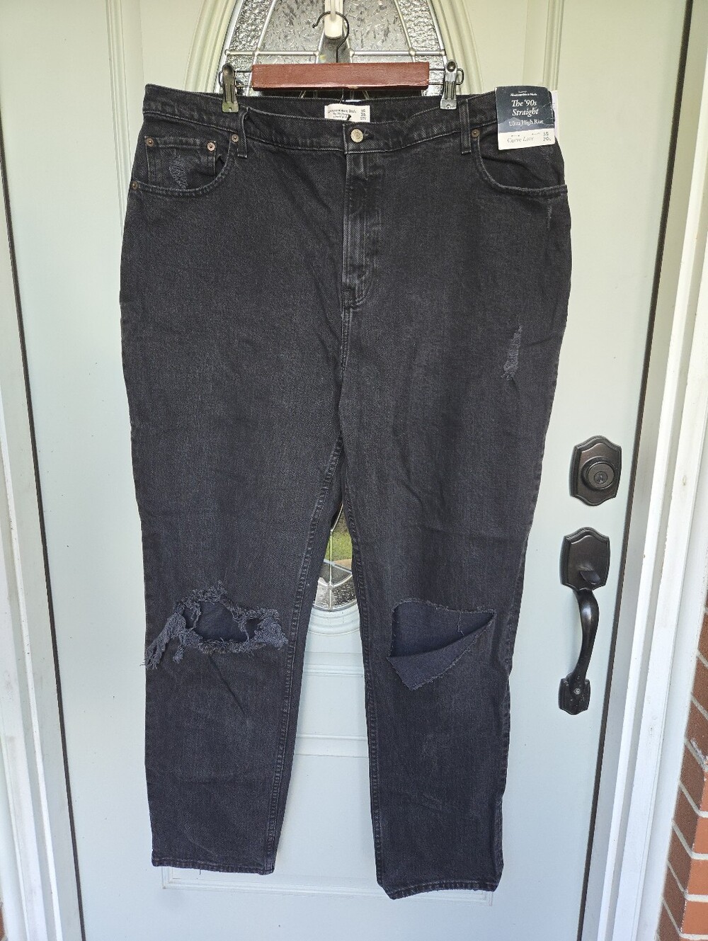NWT Abercrombie & Fitch Curve Love Ultra High Rise 90s Straight Jean